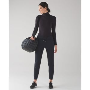 Lululemon Ready To Rulu Navy Jogger Pants size 6